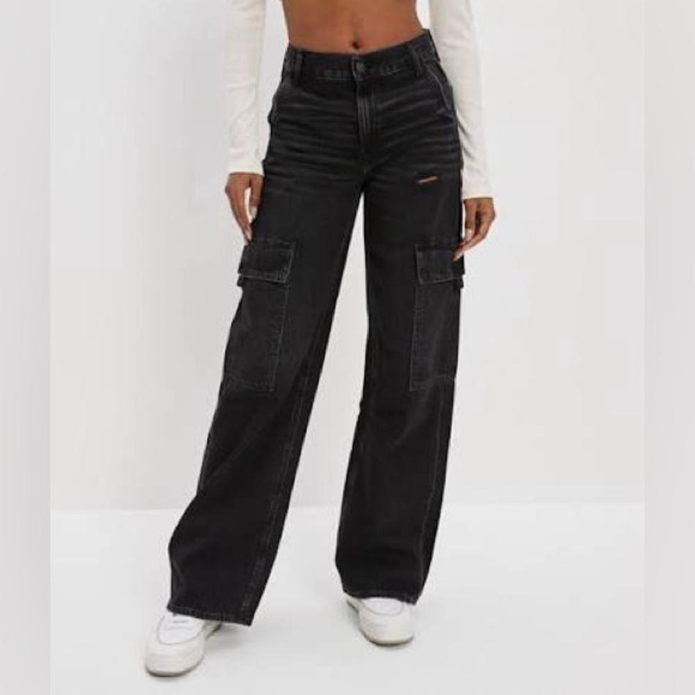 American Eagle Women's High Waisted Distressed Black Wide Leg Cargo Jeans